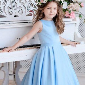 NEW MON CHERI FLOWER GIRLS DRESS